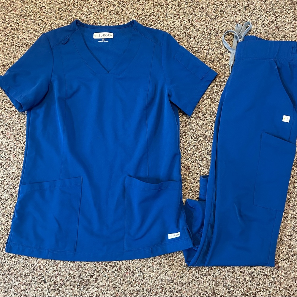 Resurge brand Royal Blue Scrub Set XS Petite